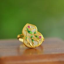 An Exquisite Sterling Silver-Gold Plated Inlaid White Jade Enamel Ring