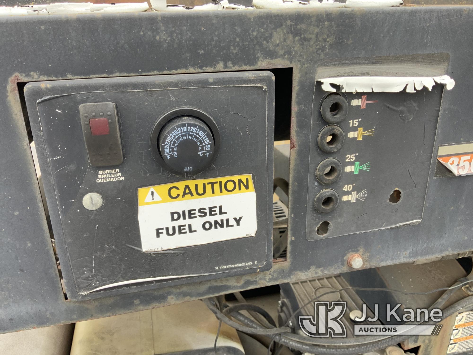 (Dixon, CA) 2011 HLT Trailers Portable Steam Cleaner/Pressure Washer, Mi-T-M 3500PSI Trailer Mounted