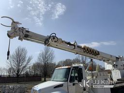 (Sallisaw, OK) Altec D2055-TR, Digger Derrick rear mounted on 2003 International 4400 T/A Flatbed/Ut