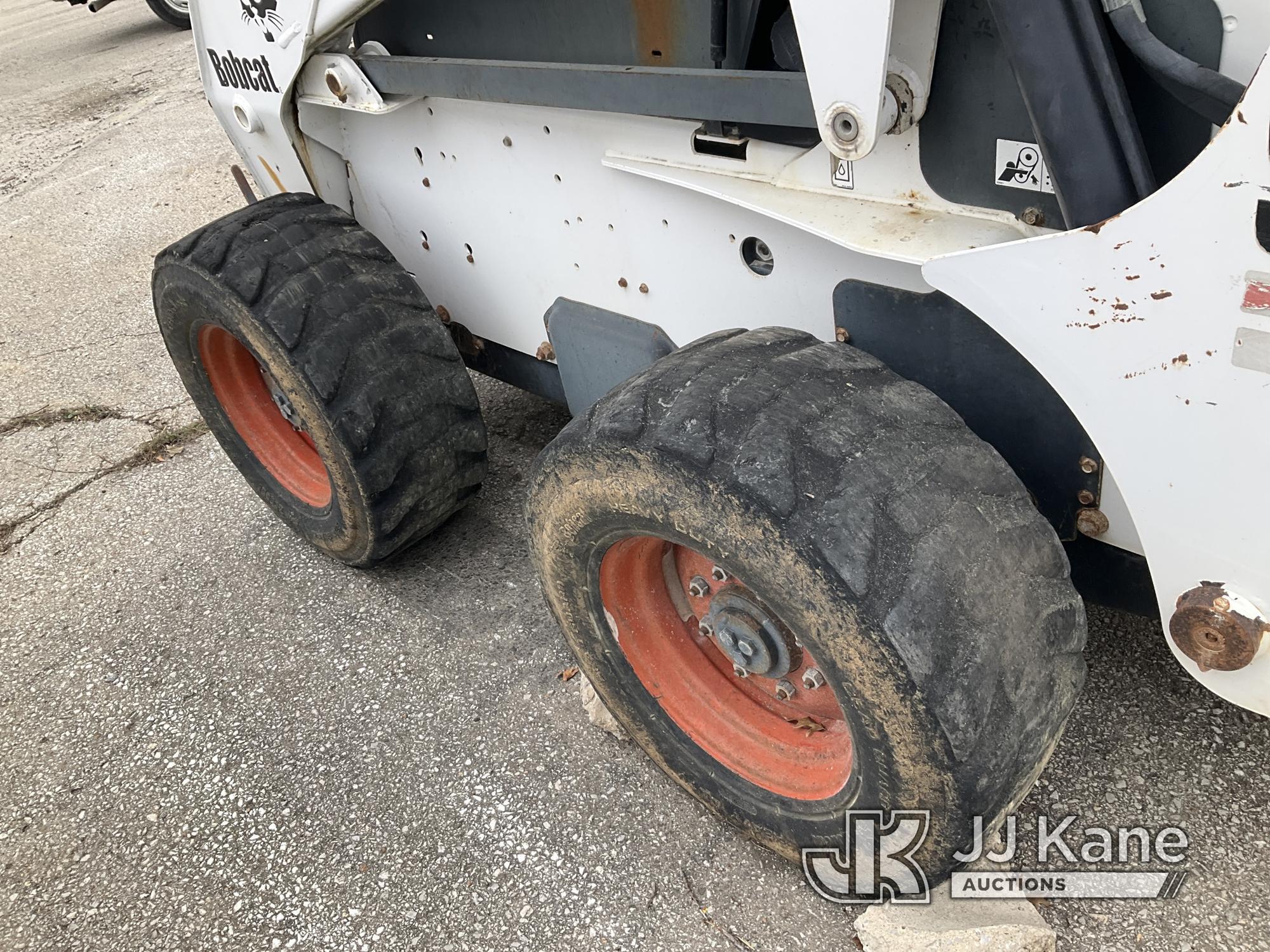 (Kansas City, MO) 2003 Bobcat S300 Rubber Tired Skid Steer Loader Not Running, Condition Unknown