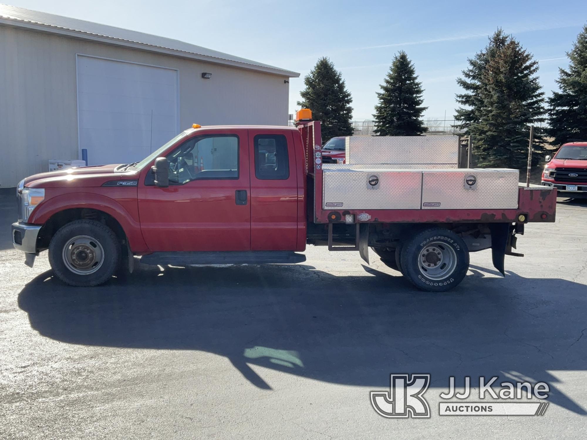 (Maple Lake, MN) 2013 Ford F350 Extended-Cab Flatbed/Service Truck Runs and Moves