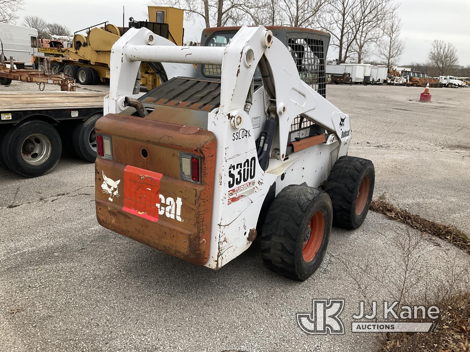 (Kansas City, MO) 2003 Bobcat S300 Rubber Tired Skid Steer Loader Not Running, Condition Unknown