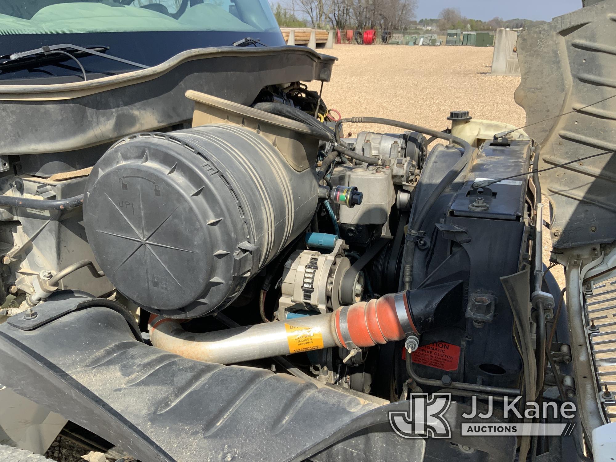 (Sallisaw, OK) Altec D2055-TR, Digger Derrick rear mounted on 2003 International 4400 T/A Flatbed/Ut