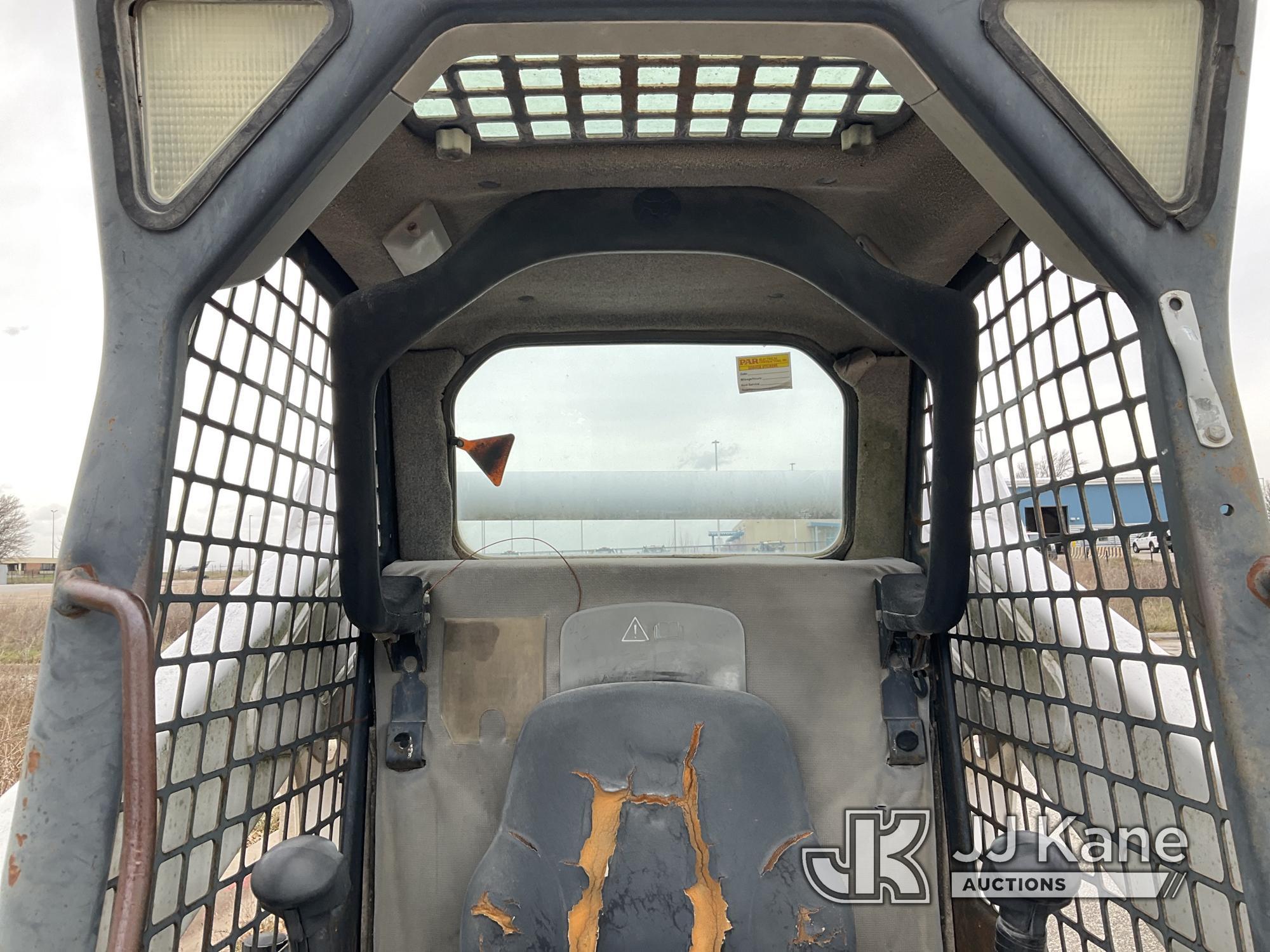 (Kansas City, MO) 2003 Bobcat S300 Rubber Tired Skid Steer Loader Not Running, Condition Unknown