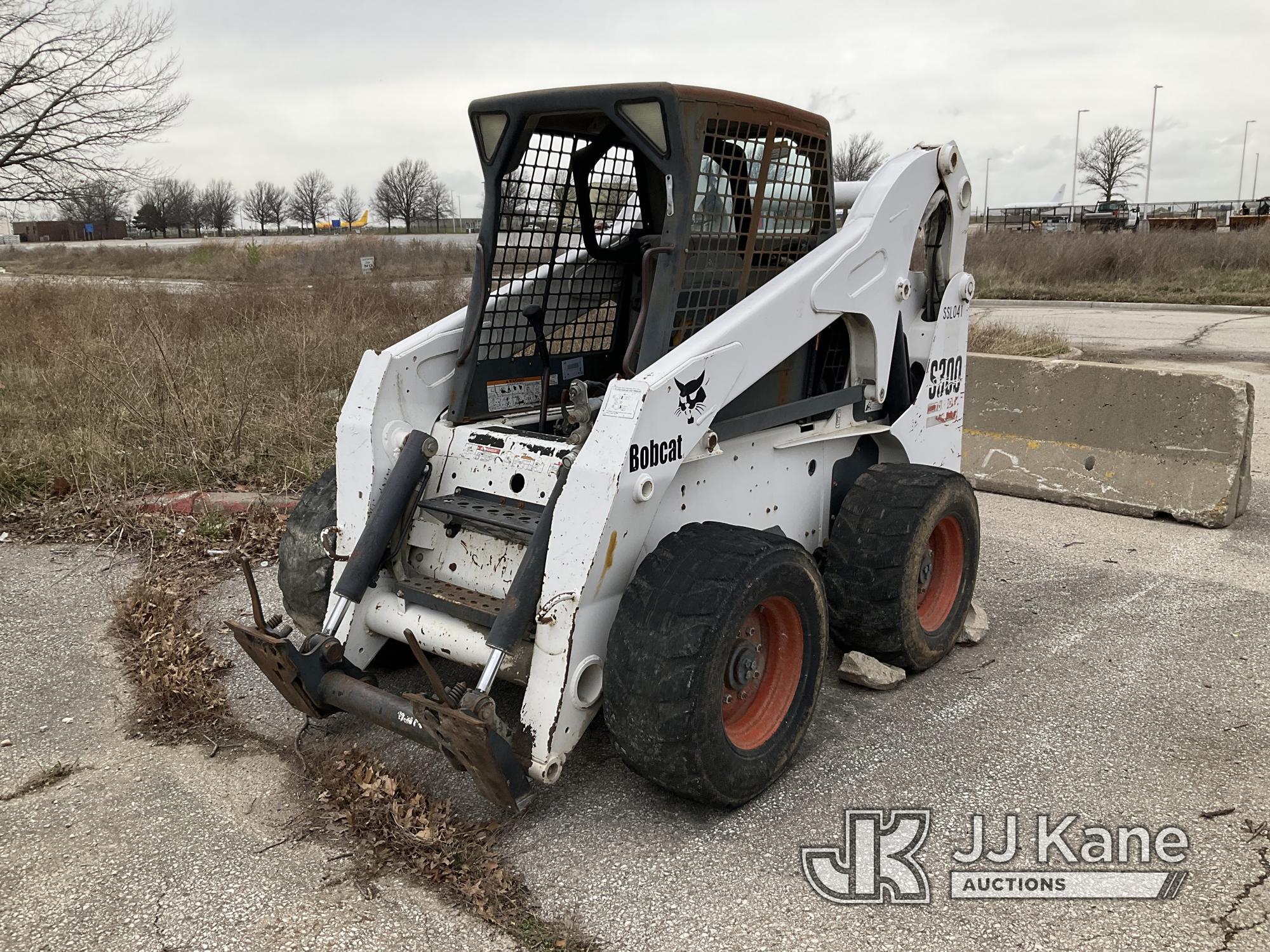 (Kansas City, MO) 2003 Bobcat S300 Rubber Tired Skid Steer Loader Not Running, Condition Unknown