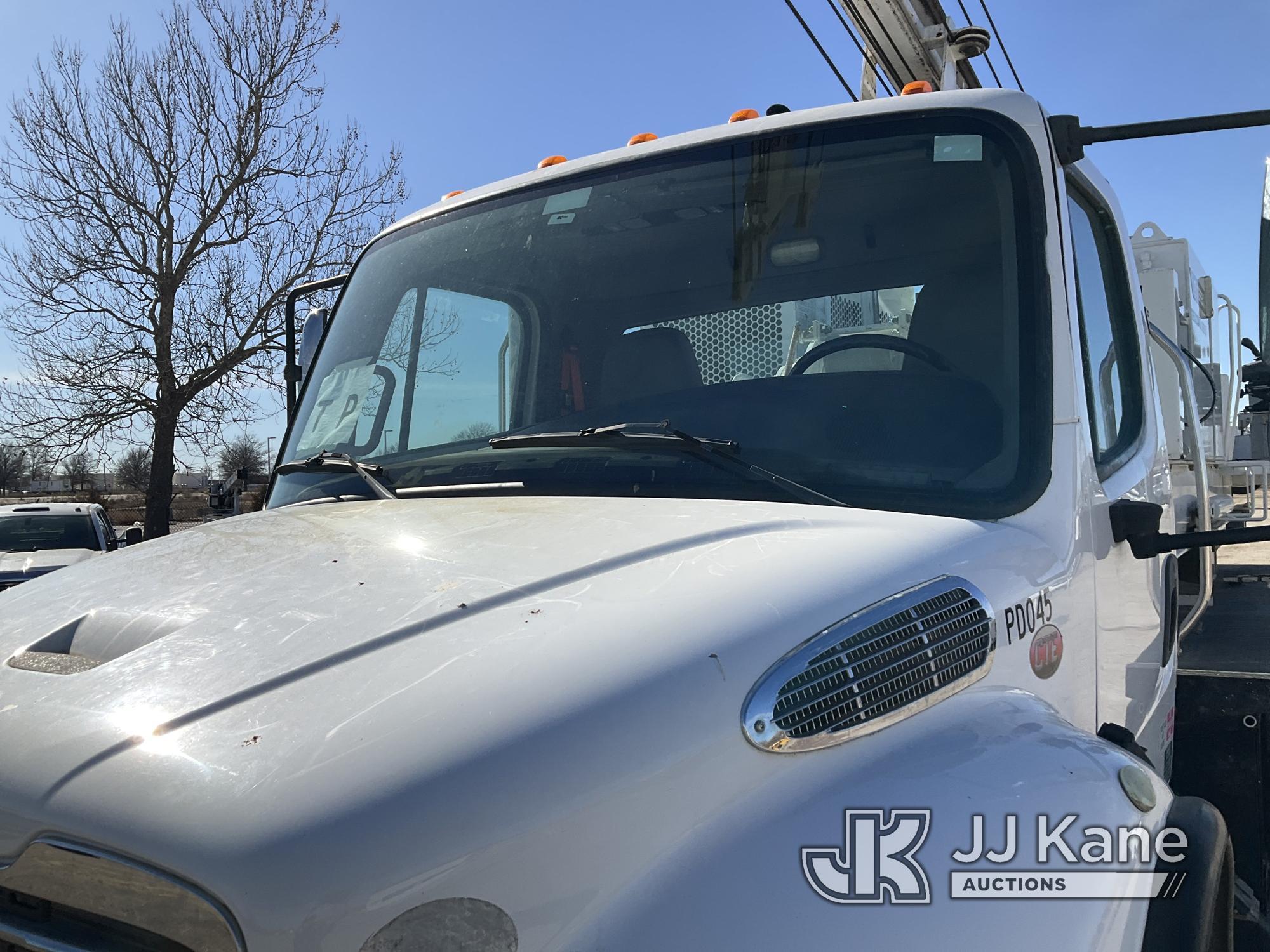 (Kansas City, MO) Texoma A650-40, Pressure Digger rear mounted on 2015 Freightliner M2 106 6x6 Cab &