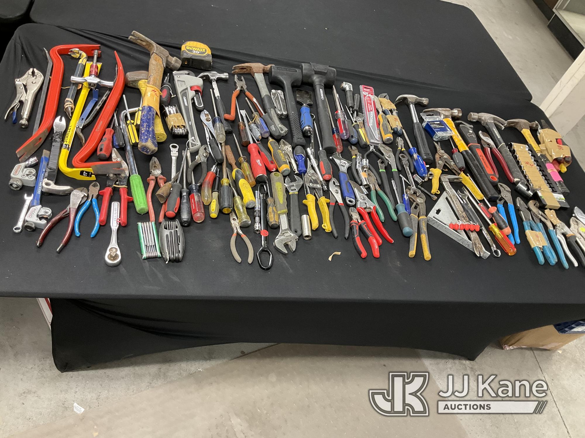 (Jurupa Valley, CA) Hand Tools (Used) NOTE: This unit is being sold AS IS/WHERE IS via Timed Auction