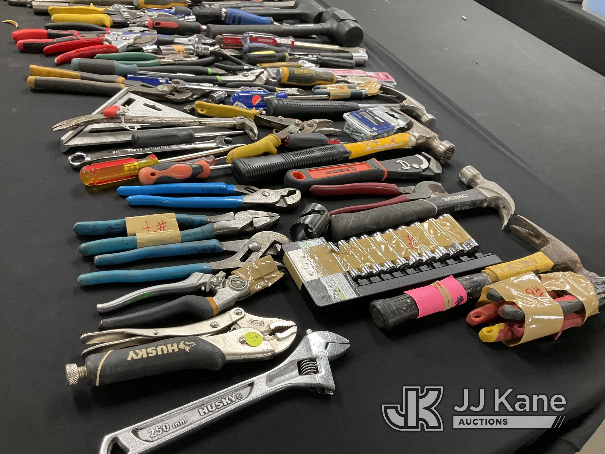 (Jurupa Valley, CA) Hand Tools (Used) NOTE: This unit is being sold AS IS/WHERE IS via Timed Auction