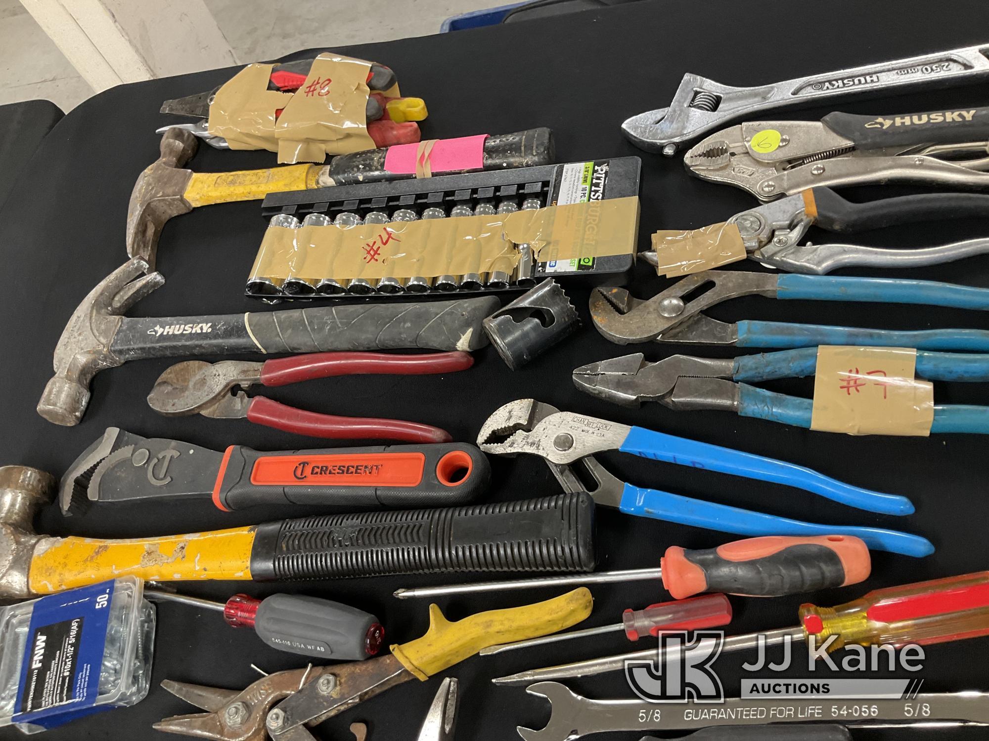 (Jurupa Valley, CA) Hand Tools (Used) NOTE: This unit is being sold AS IS/WHERE IS via Timed Auction