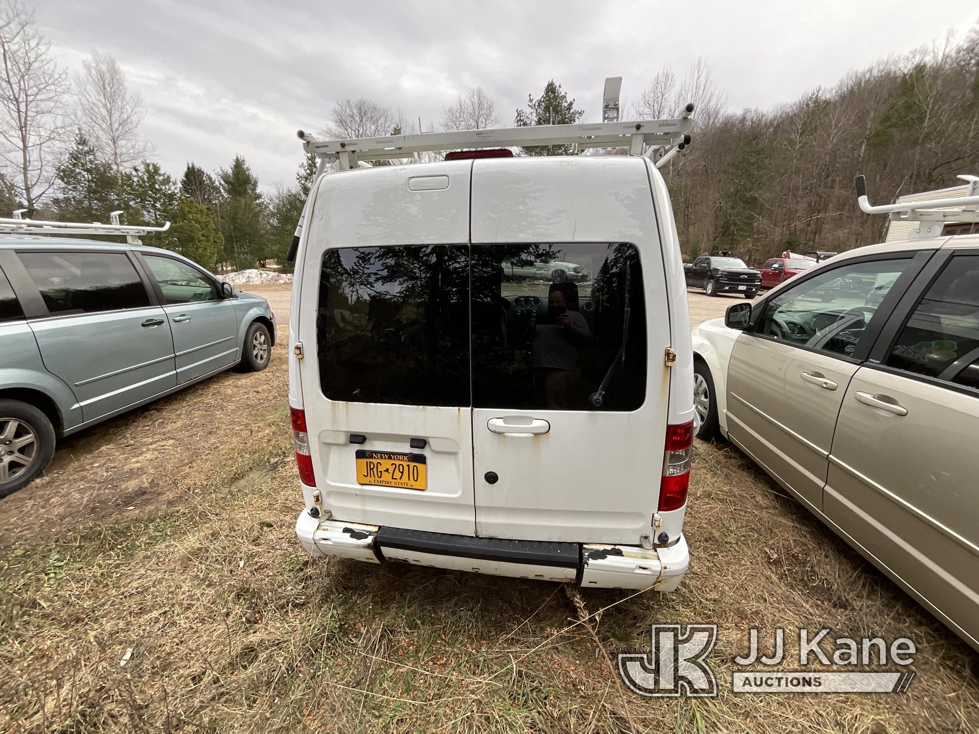 (Saint Regis Falls, NY) 2013 Ford Transit Connect Mini Cargo Van Does Not Run Or Move, Condition Unk