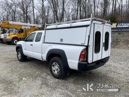 (Shrewsbury, MA) 2013 Toyota Tacoma 4x4 Extended-Cab Pickup Truck Runs & Moves) (ABS, Check Engine &