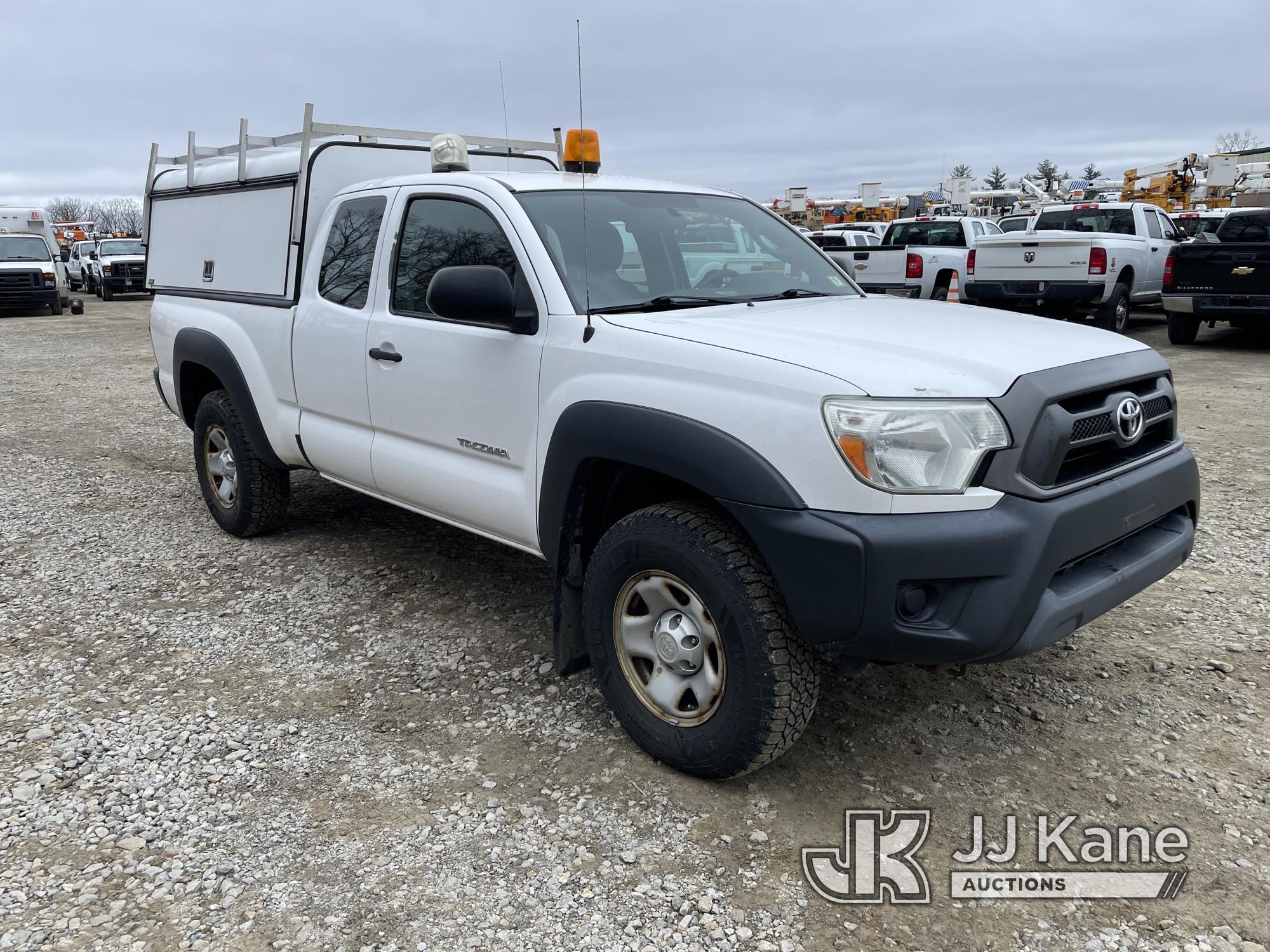 (Shrewsbury, MA) 2013 Toyota Tacoma 4x4 Extended-Cab Pickup Truck Runs & Moves) (ABS, Check Engine &