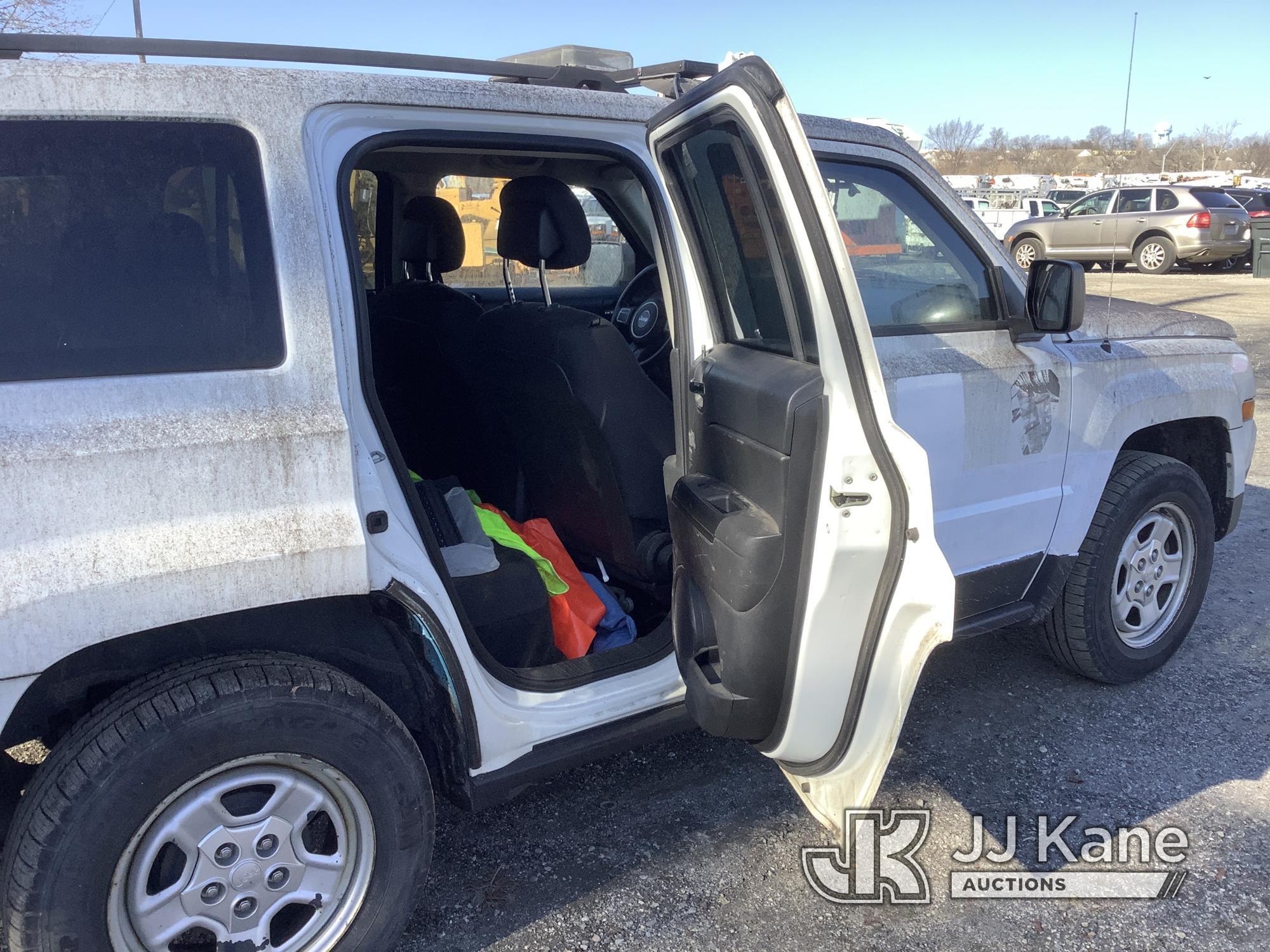 (Plymouth Meeting, PA) 2014 Jeep Patriot 4-Door Sport Utility Vehicle Runs & Moves) (Electrical & Fu