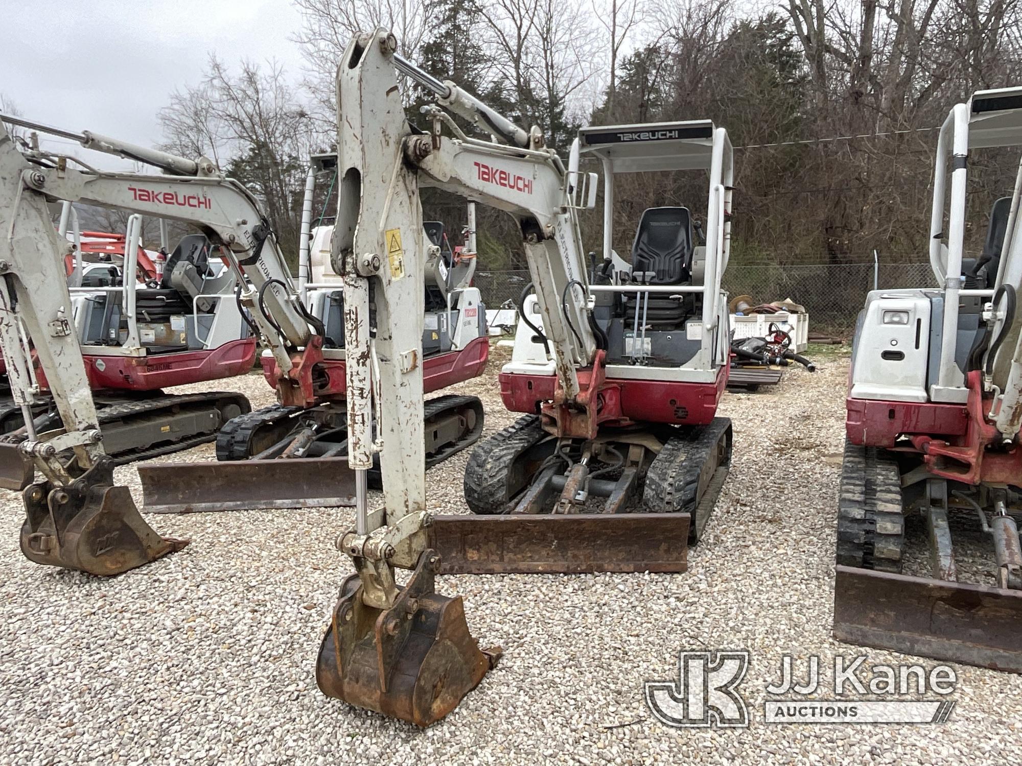 (Paoli, IN) Takeuchi TB228 Mini Hydraulic Excavator Runs, Moves & Operates)(Could not verify hrs.