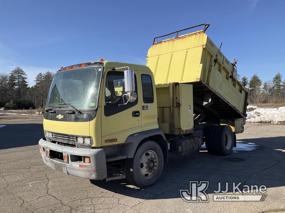 (Wells, ME) 2007 Chevrolet T7500 Dump Truck Runs & Moves) (Jump to Start, Body Damage, Rust Damage,