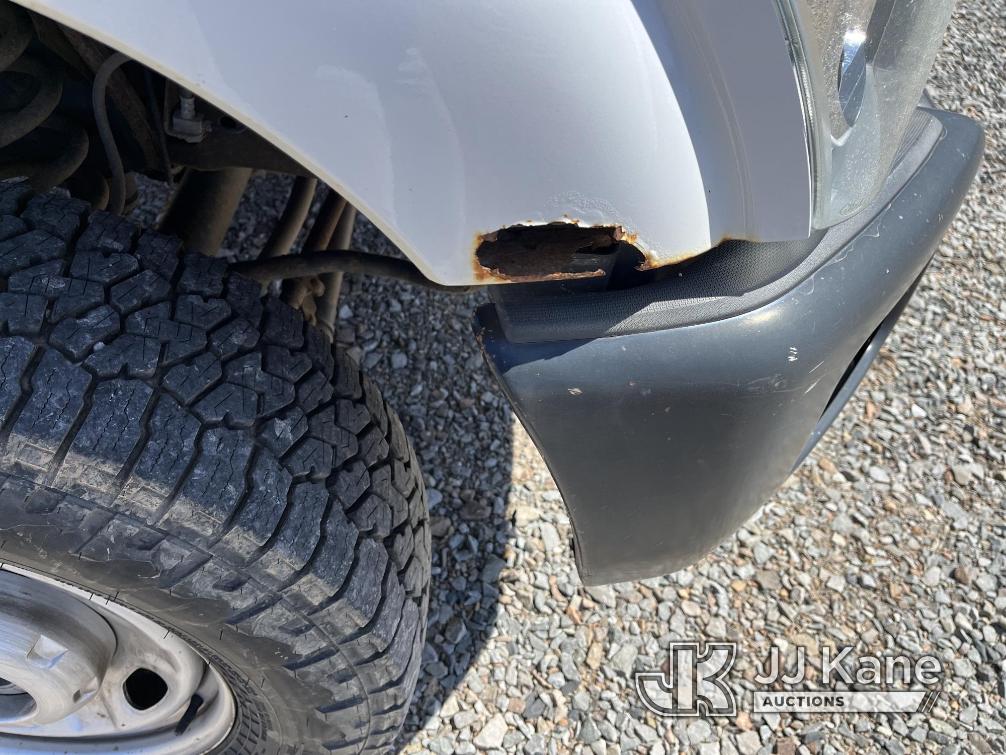 (Smock, PA) 2011 Ford F250 4x4 Extended-Cab Service Truck Runs & Moves, Rust & Body Damage