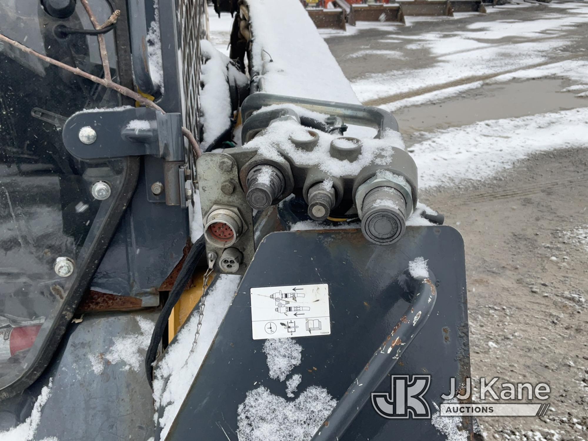 (Rome, NY) 2015 John Deere 329E Crawler Skid Steer Loader Runs, Moves & Operates, Hydrostatic Issues
