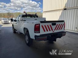 (Jurupa Valley, CA) 2012 GMC Sierra 2500HD Extended-Cab Pickup Truck Runs & Moves