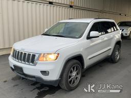 (Jurupa Valley, CA) 2013 Jeep Grand Cherokee 4x4 4-Door Sport Utility Vehicle Runs & Moves