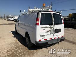 (Waxahachie, TX) 2007 Chevrolet Express G2500 Cargo Van Runs & Moves, Cracked Windshield
