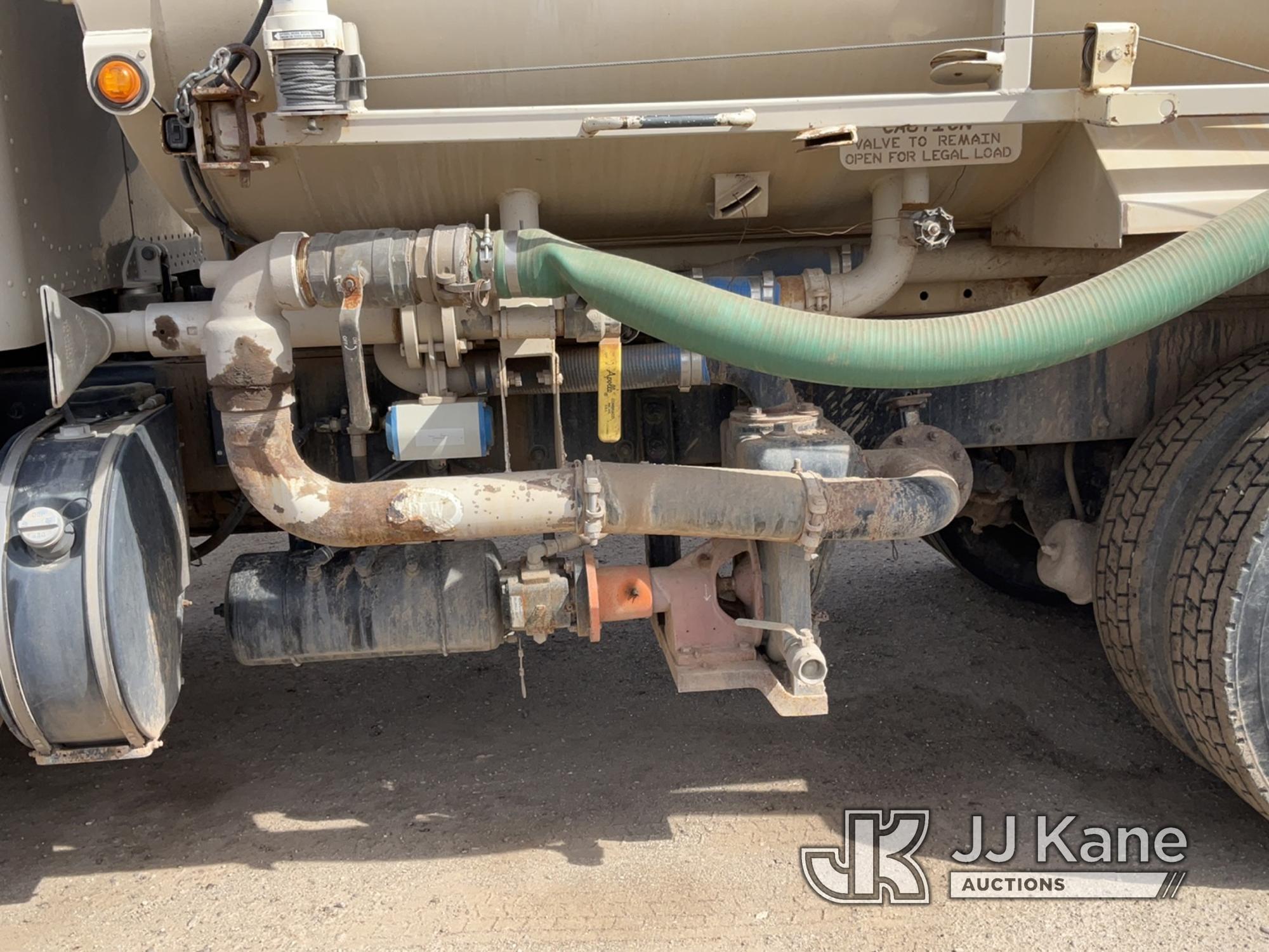 (Imperial, CA) 2014 Peterbilt 365 T/A Water Truck Runs & Moves)(May Need Jump to Start