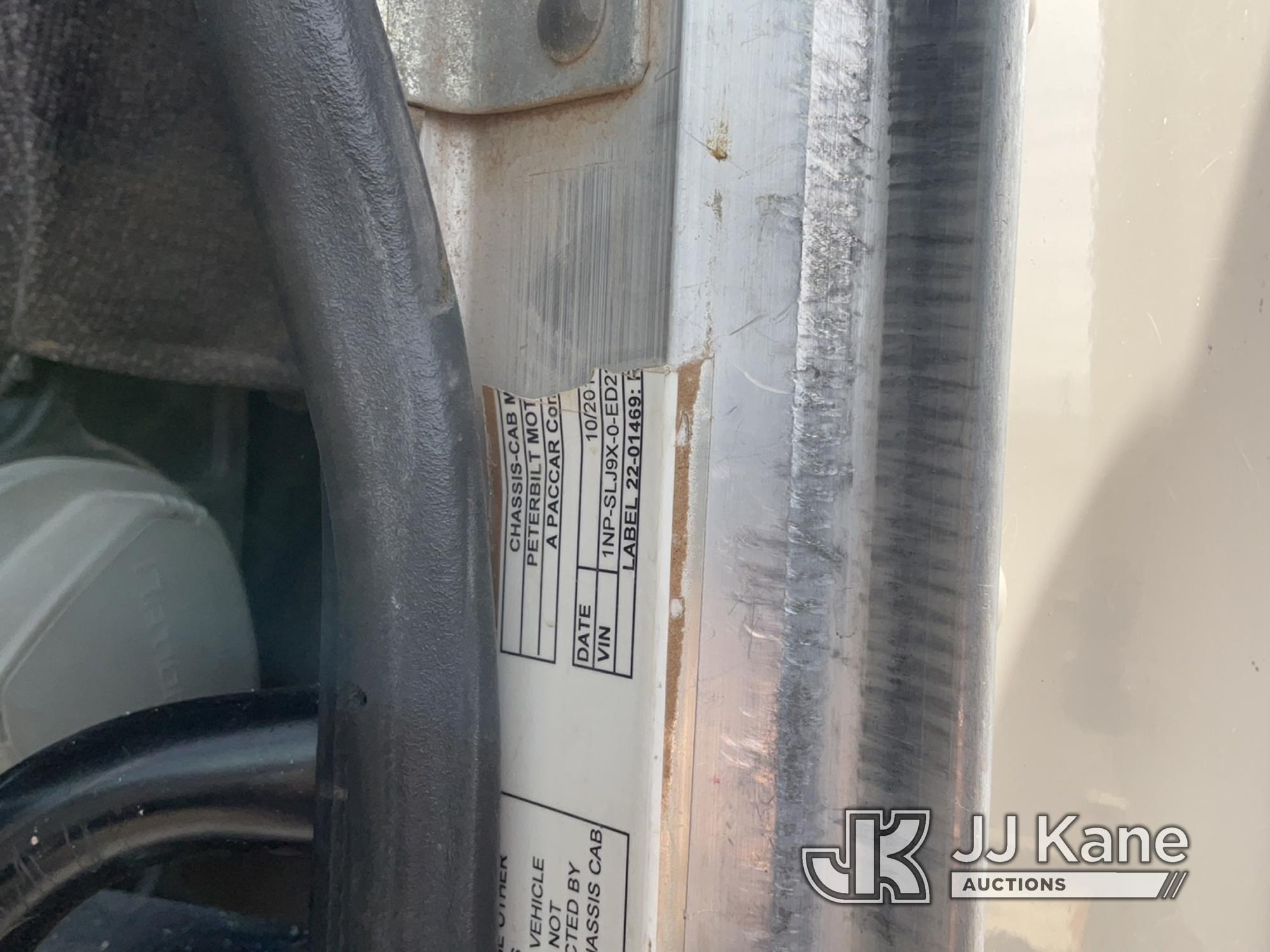 (Imperial, CA) 2014 Peterbilt 365 T/A Water Truck Runs & Moves)(May Need Jump to Start