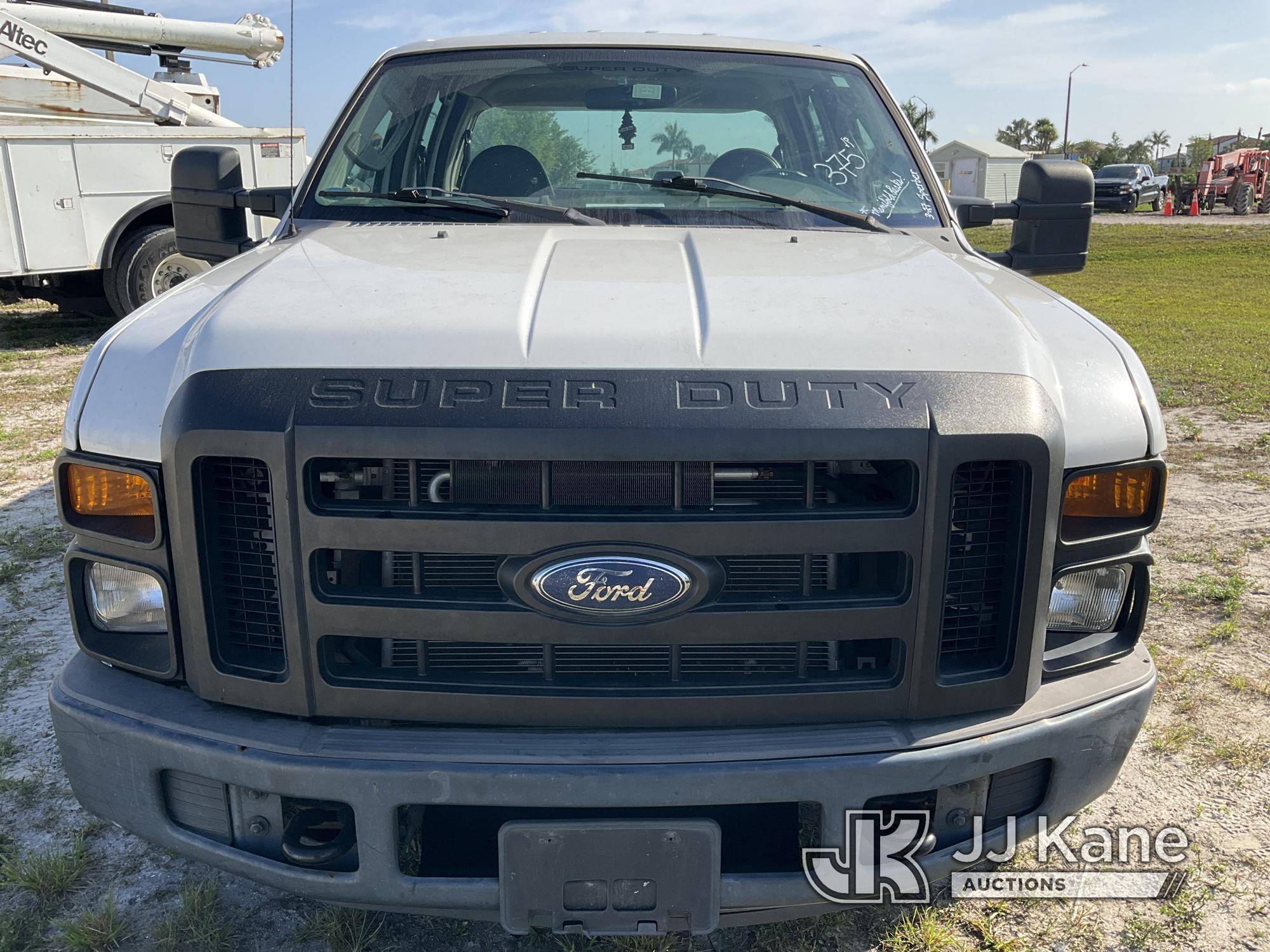 (Westlake, FL) 2010 Ford F250 Crew-Cab Pickup Truck Runs & Moves) (Engine Manifold Leak, Body/Rust D