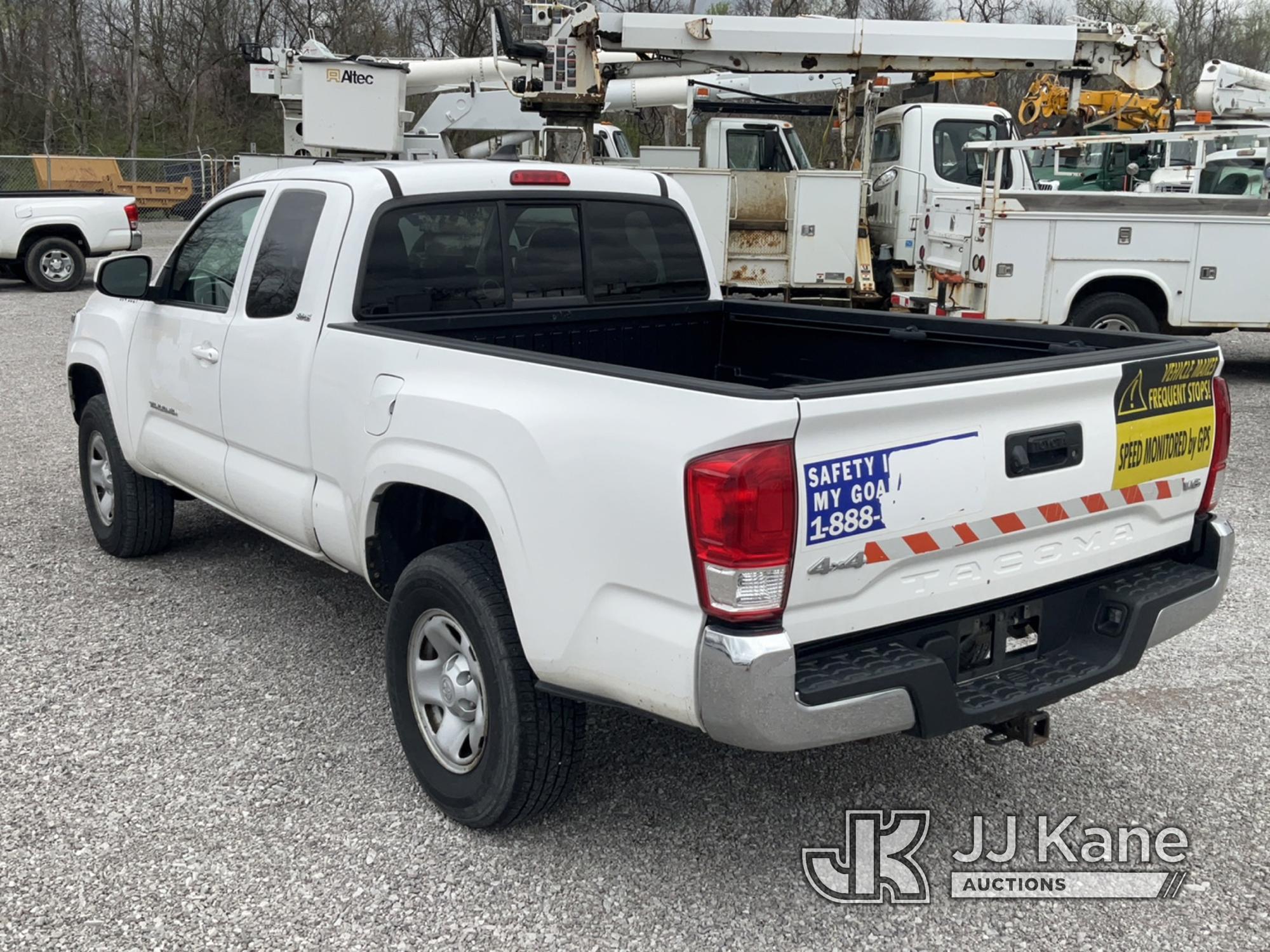 (Verona, KY) 2016 Toyota Tacoma 4x4 Extended-Cab Pickup Truck Runs & Moves) (Check Engine Light, Bod