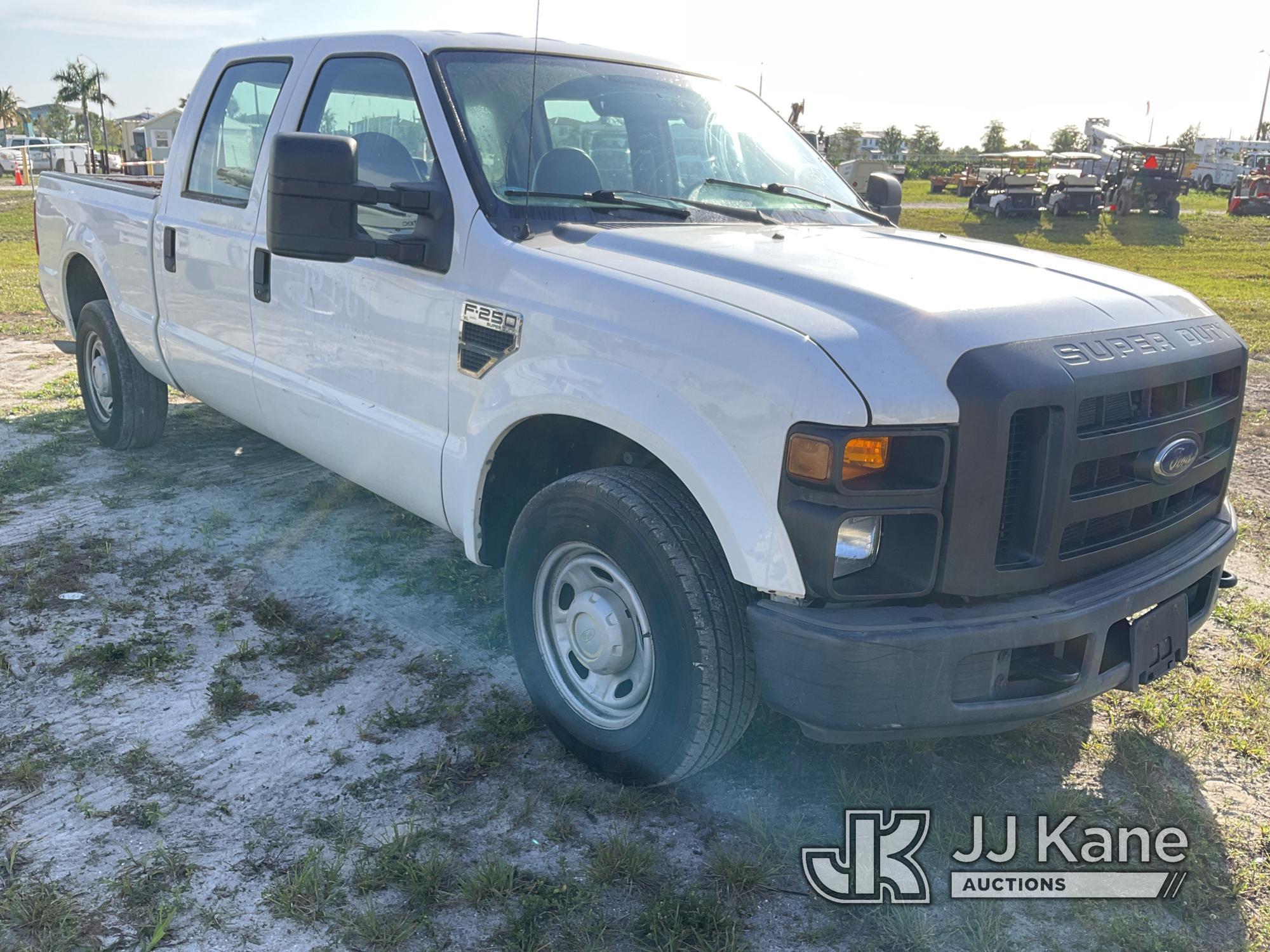 (Westlake, FL) 2010 Ford F250 Crew-Cab Pickup Truck Runs & Moves) (Engine Manifold Leak, Body/Rust D