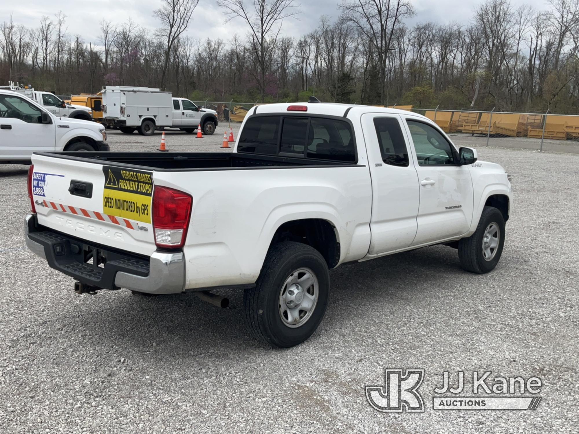 (Verona, KY) 2016 Toyota Tacoma 4x4 Extended-Cab Pickup Truck Runs & Moves) (Check Engine Light, Bod