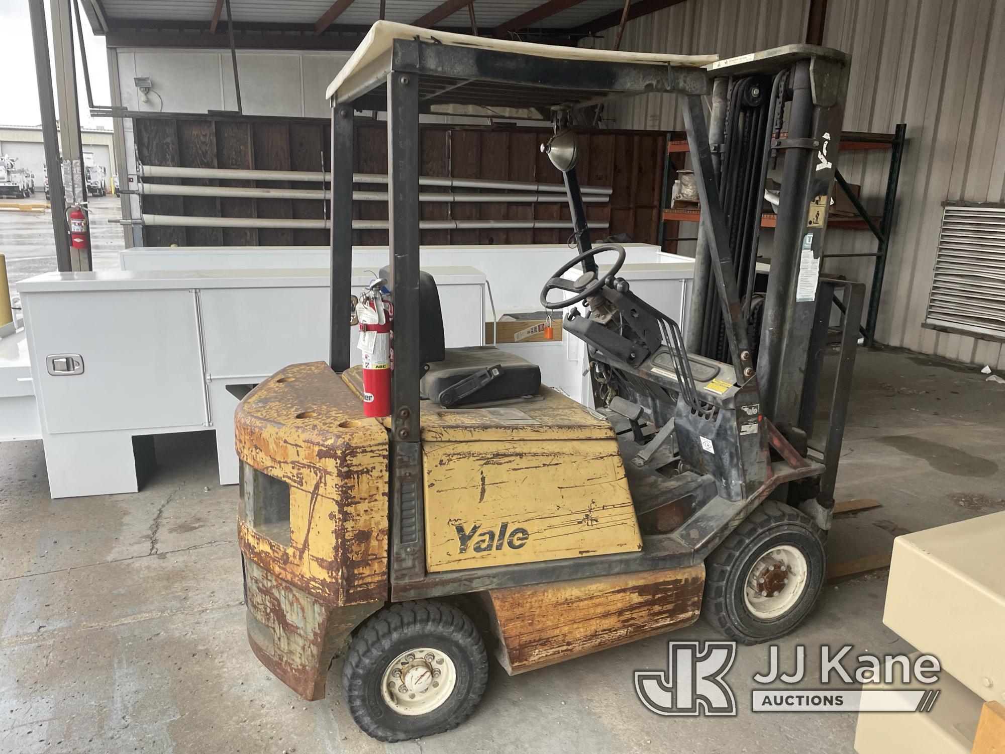 (Birmingham, AL) Yale GP030 Rubber Tired Forklift Not Running, Condition Unknown