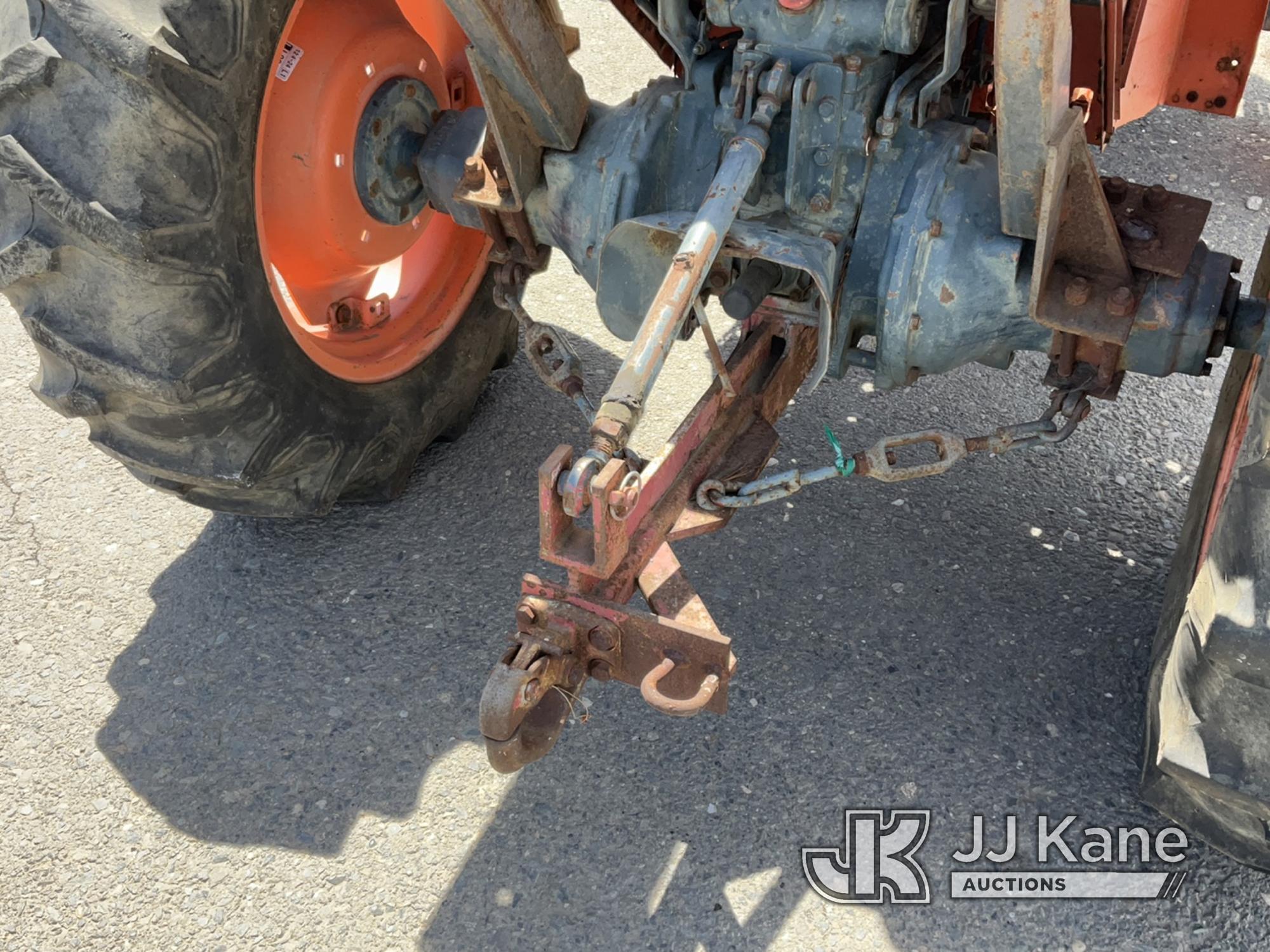 (Dixon, CA) Kubota L2050 Lawn Tractor Not Running, Condition Unknown, Rust Damage, Flat Tires