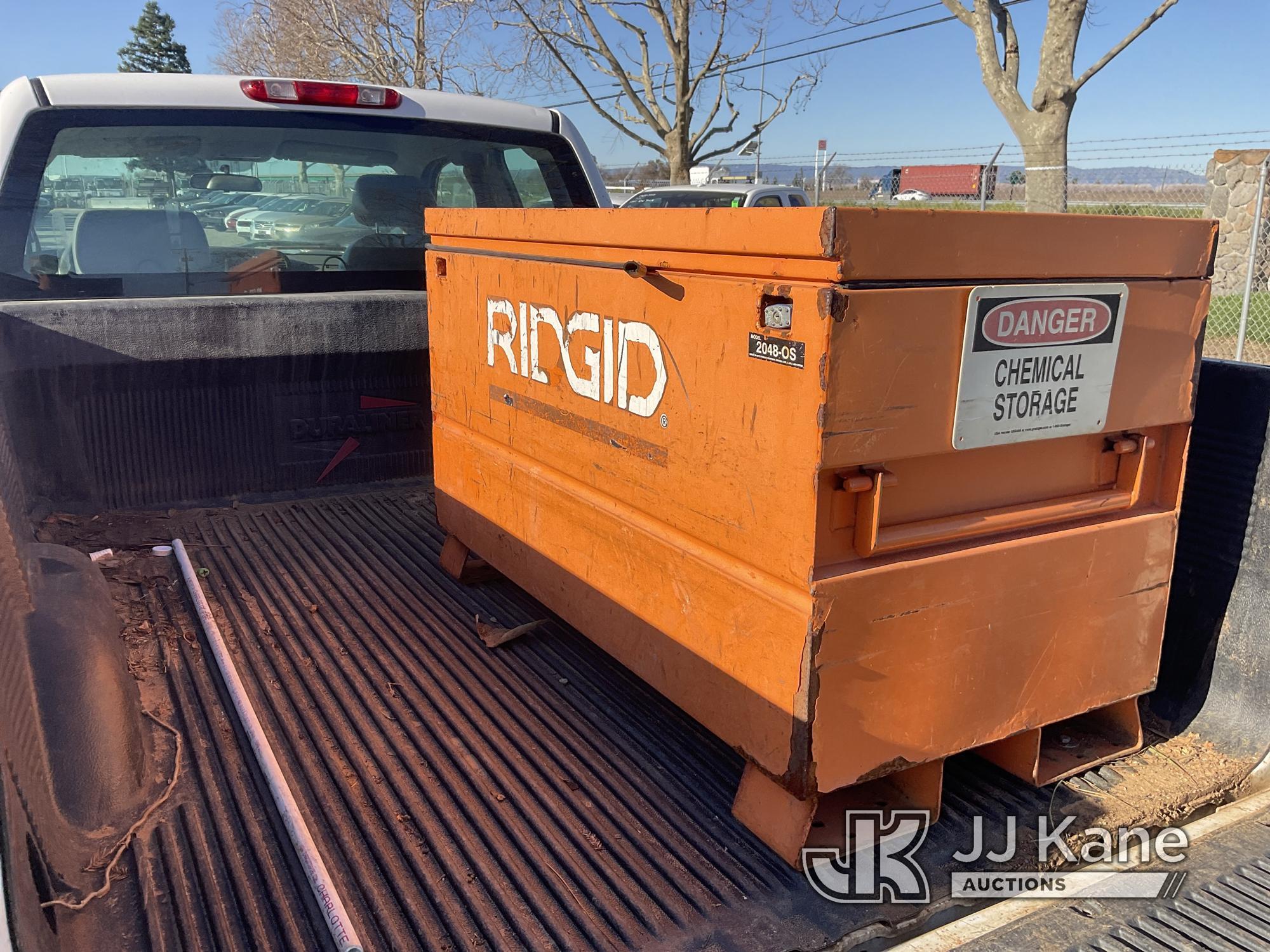 (Dixon, CA) 2011 Chevrolet Silverado 1500 4x4 Extended-Cab Pickup Truck Runs & Moves) (Damaged Winds