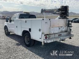 (Las Vegas, NV) 2005 Ford F350 Venturo ET10KX Crane, 3,200 Lb. Cap. Body Damage, Runs & Moves