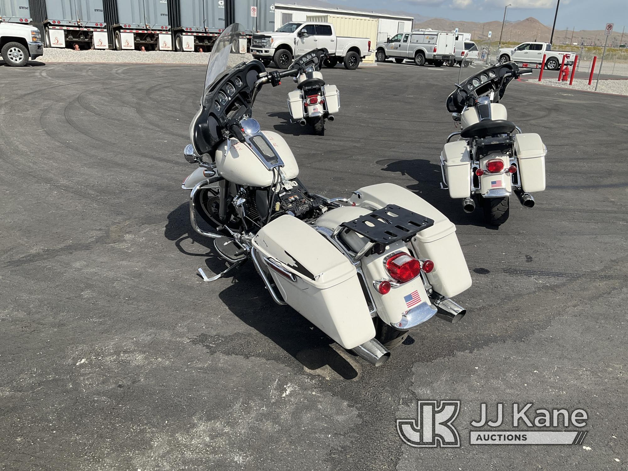 (Las Vegas, NV) 2018 Harley-Davidson FLHTP Police Dealers Only, Missing Parts Will Not Start, No Oil