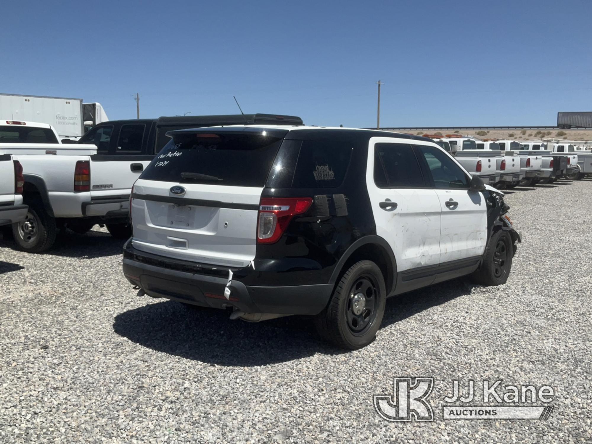 (Las Vegas, NV) 2015 Ford Explorer AWD Police Interceptor Towed In, Wrecked, Missing Parts Will Not