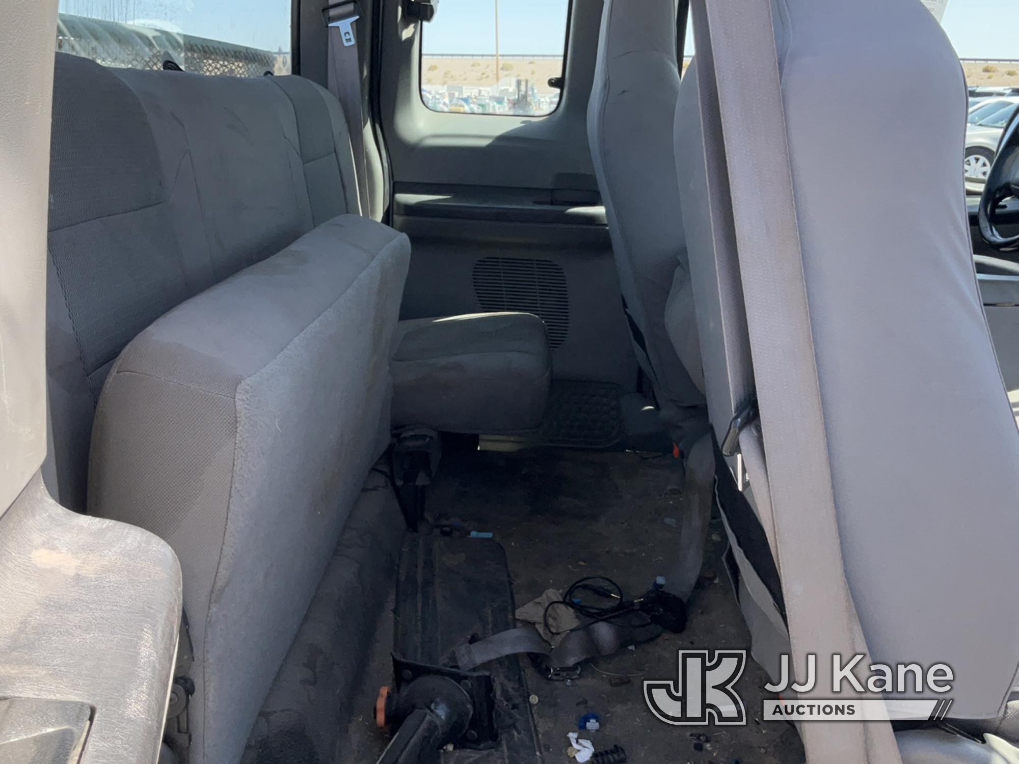 (Las Vegas, NV) 2006 Ford F250 Towed In, Body Damage Turns Over Will Not Start & Does Not Move