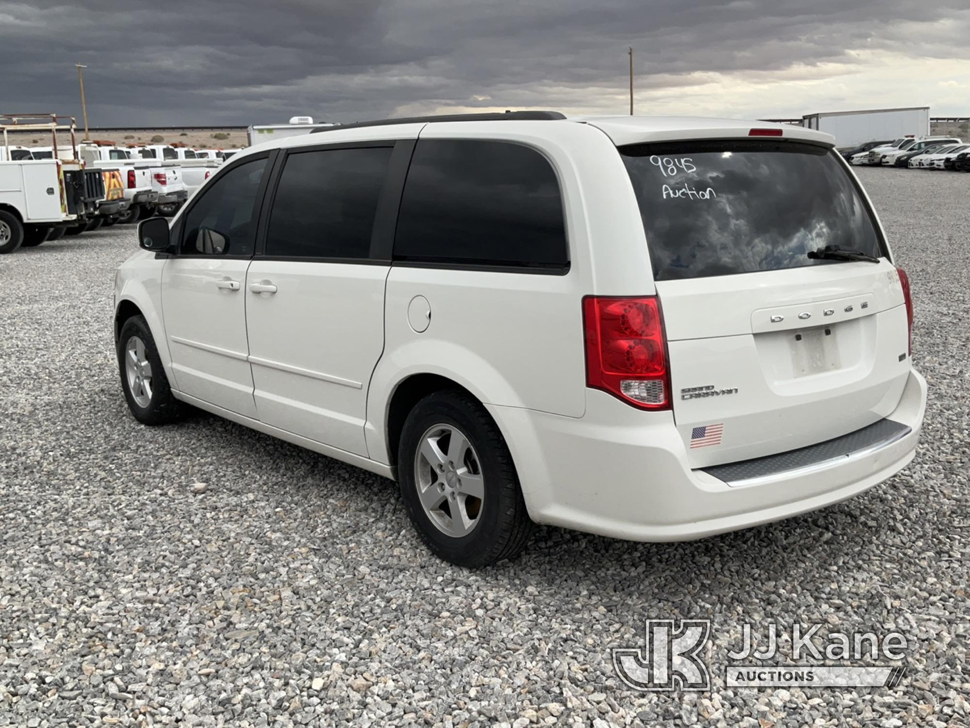 (Las Vegas, NV) 2013 Dodge Grand Caravan Jump To Start, Runs & Moves