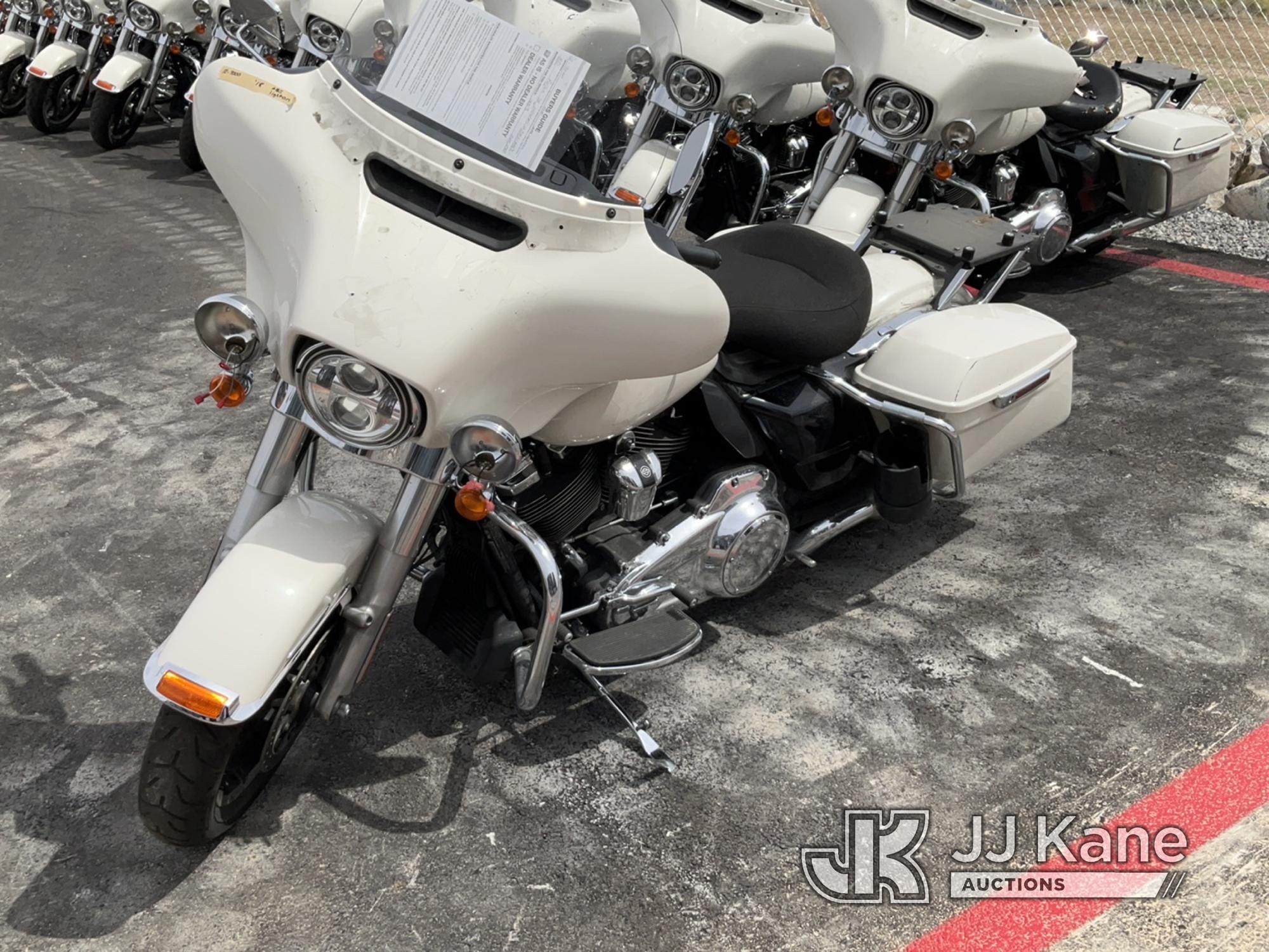 (Las Vegas, NV) 2018 Harley-Davidson FLHTP Police Runs & Moves