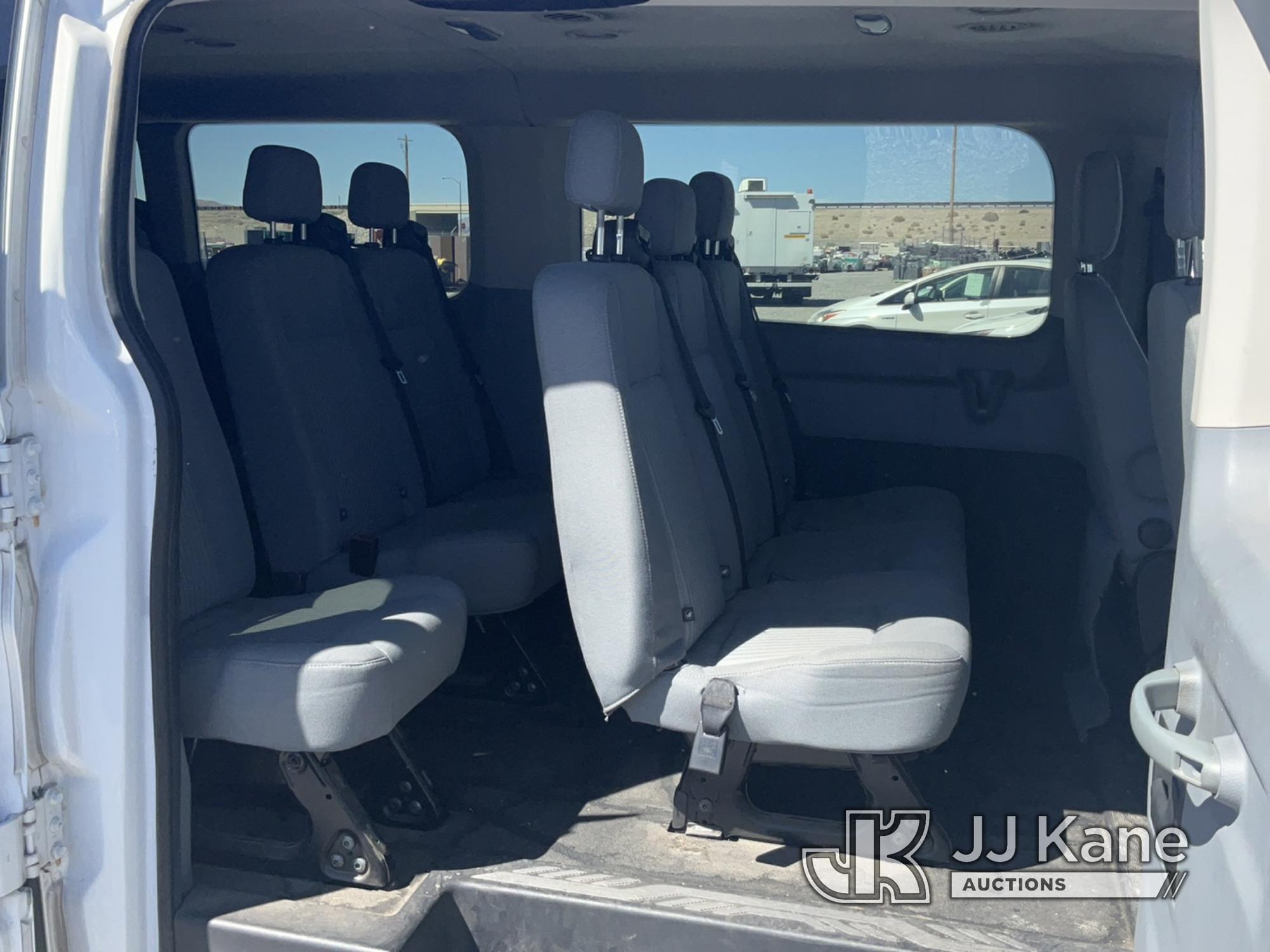 (Las Vegas, NV) 2015 Ford Transit 350 Runs & Moves