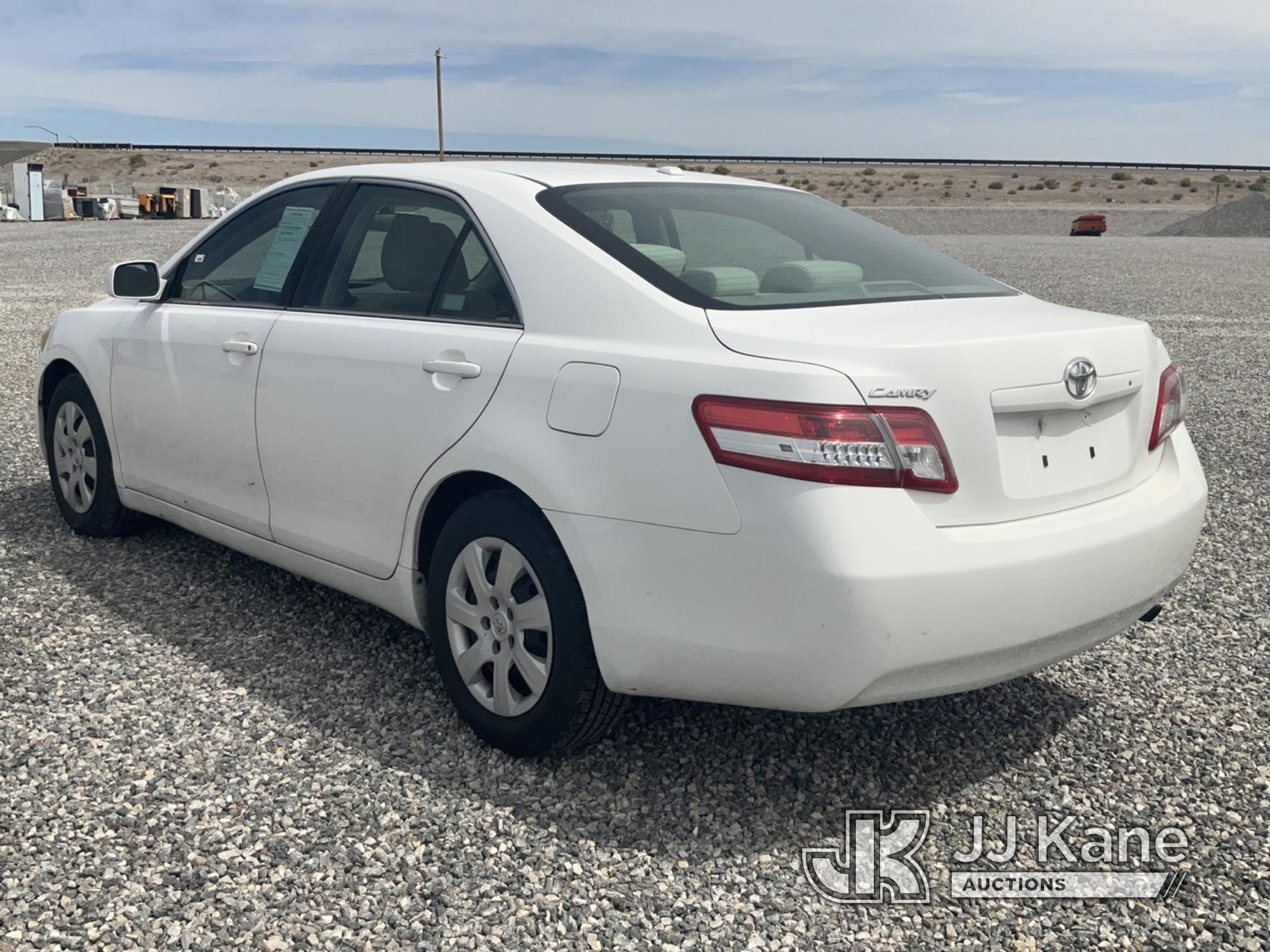 (Las Vegas, NV) 2011 Toyota Camry Runs & Moves