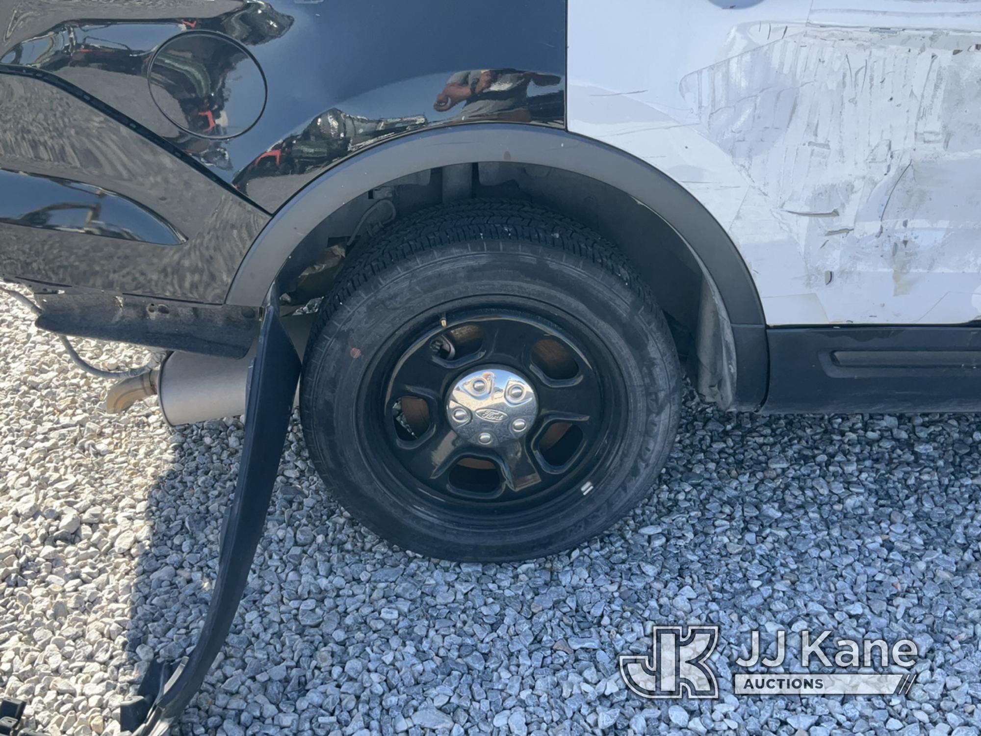 (Las Vegas, NV) 2017 Ford Explorer AWD Police Interceptor Dealers Only, Wrecked, Towed In, No Consol