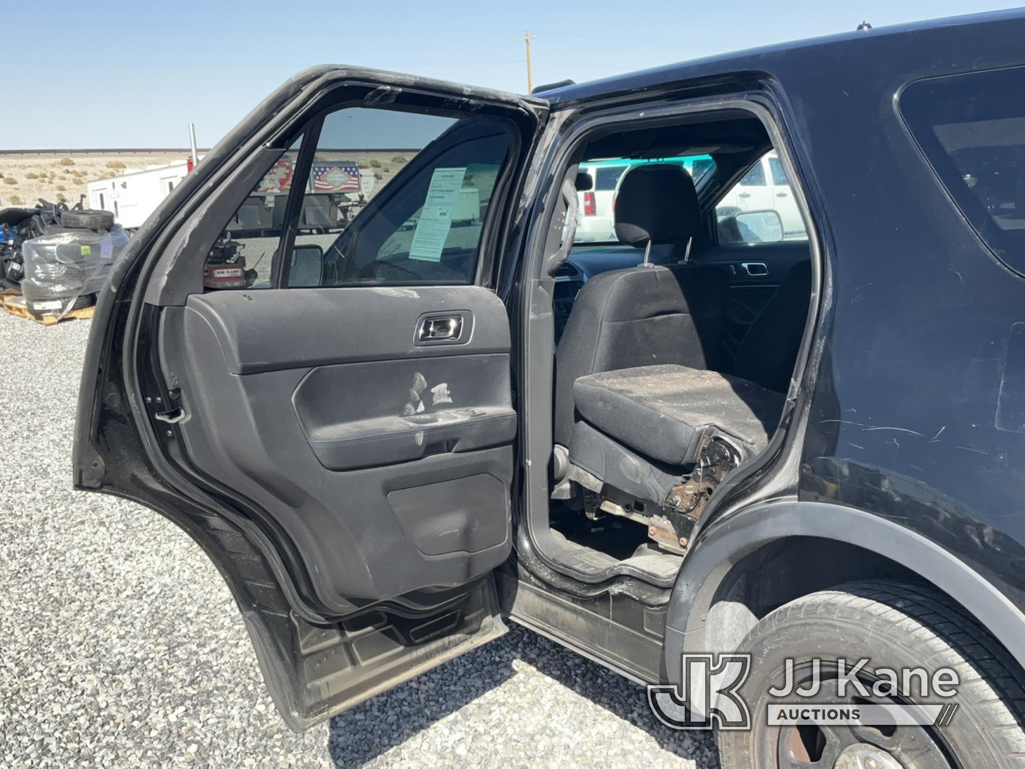 (Las Vegas, NV) 2014 Ford Explorer AWD Police Interceptor Towed In, Body & Interior Damage, Rear Sea