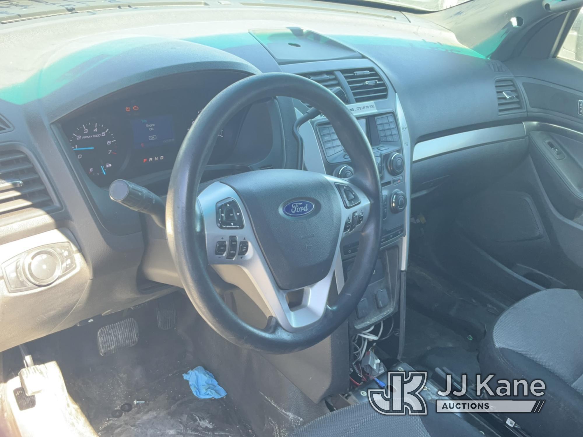 (Las Vegas, NV) 2014 Ford Explorer AWD Police Interceptor Body & Interior Damage, No Console, Rear S