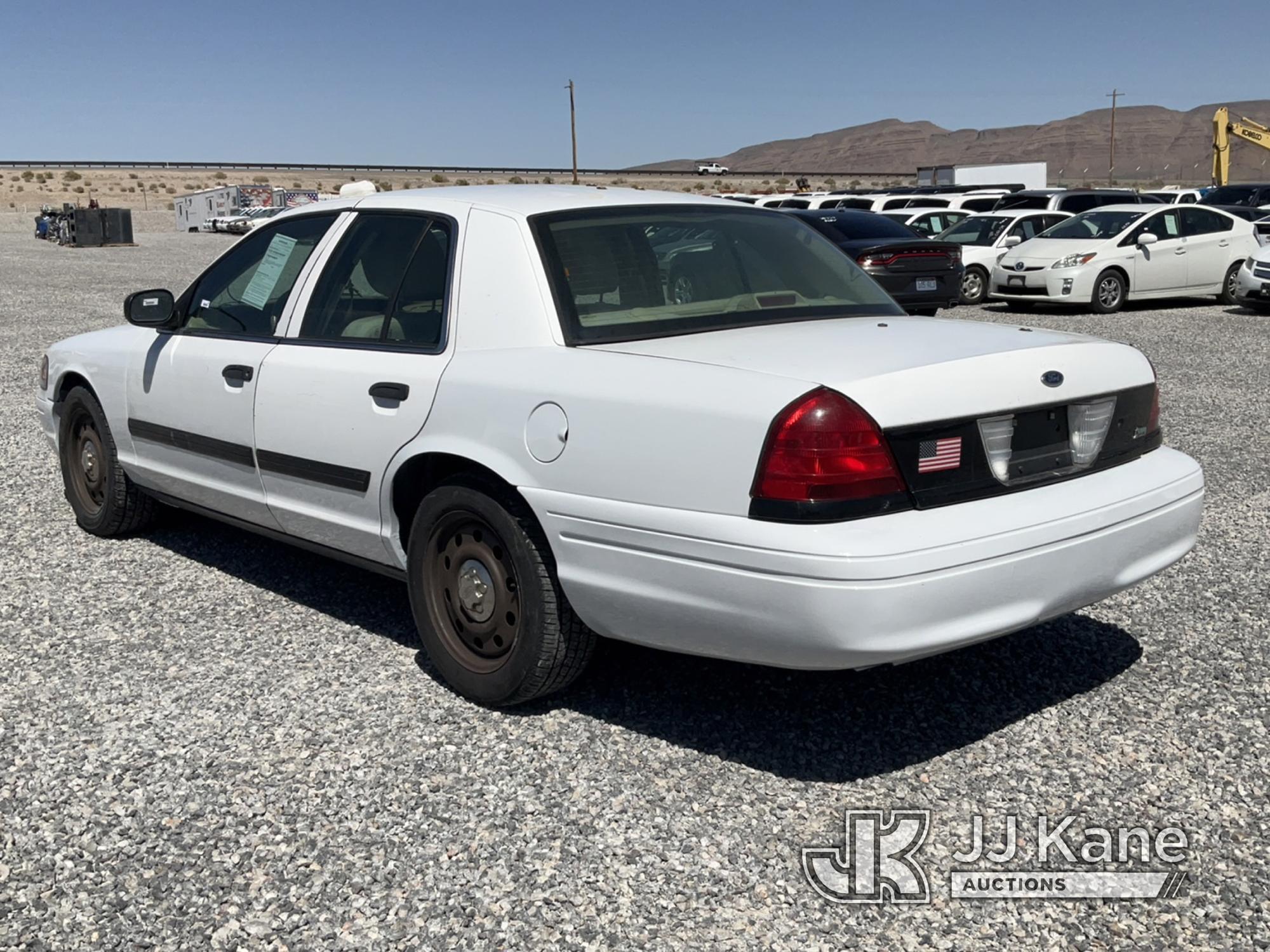 (Las Vegas, NV) 2011 Ford Crown Victoria Police Interceptor Interior Damage, Odometer Broken Runs &