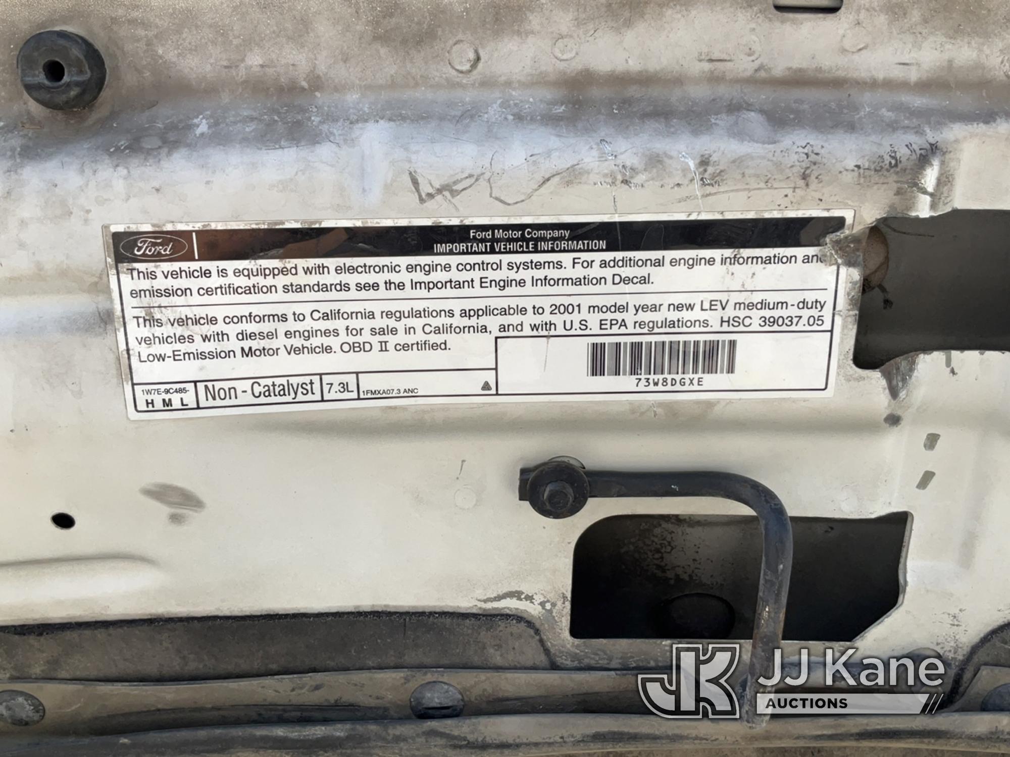 (Las Vegas, NV) 2001 Ford F350 Body Damage, Bad Alternator Jump To Start, Runs & Moves