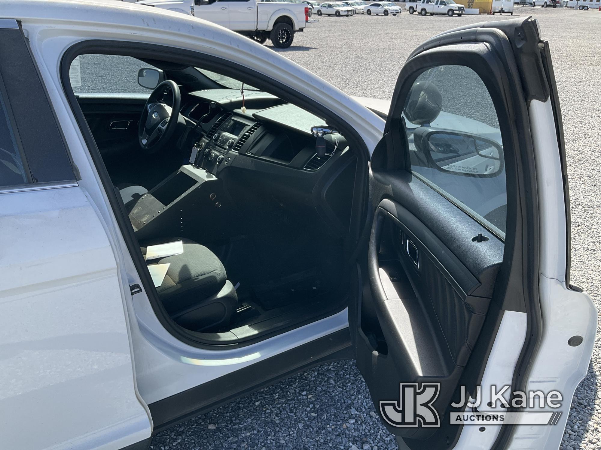 (Las Vegas, NV) 2014 Ford Taurus Police Interceptor Towed In, No Battery, Bad Tires Jump To Start, R