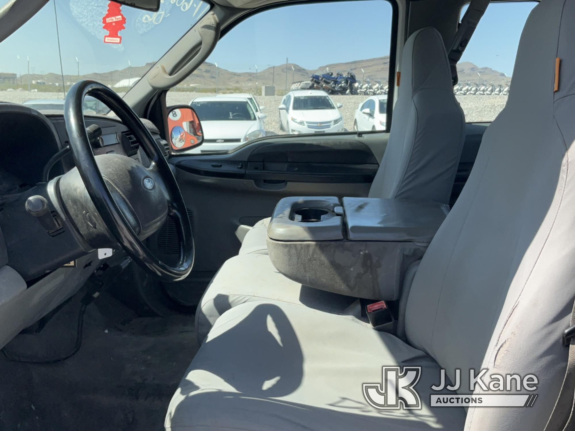 (Las Vegas, NV) 2006 Ford F250 Towed In, Body Damage Turns Over Will Not Start & Does Not Move