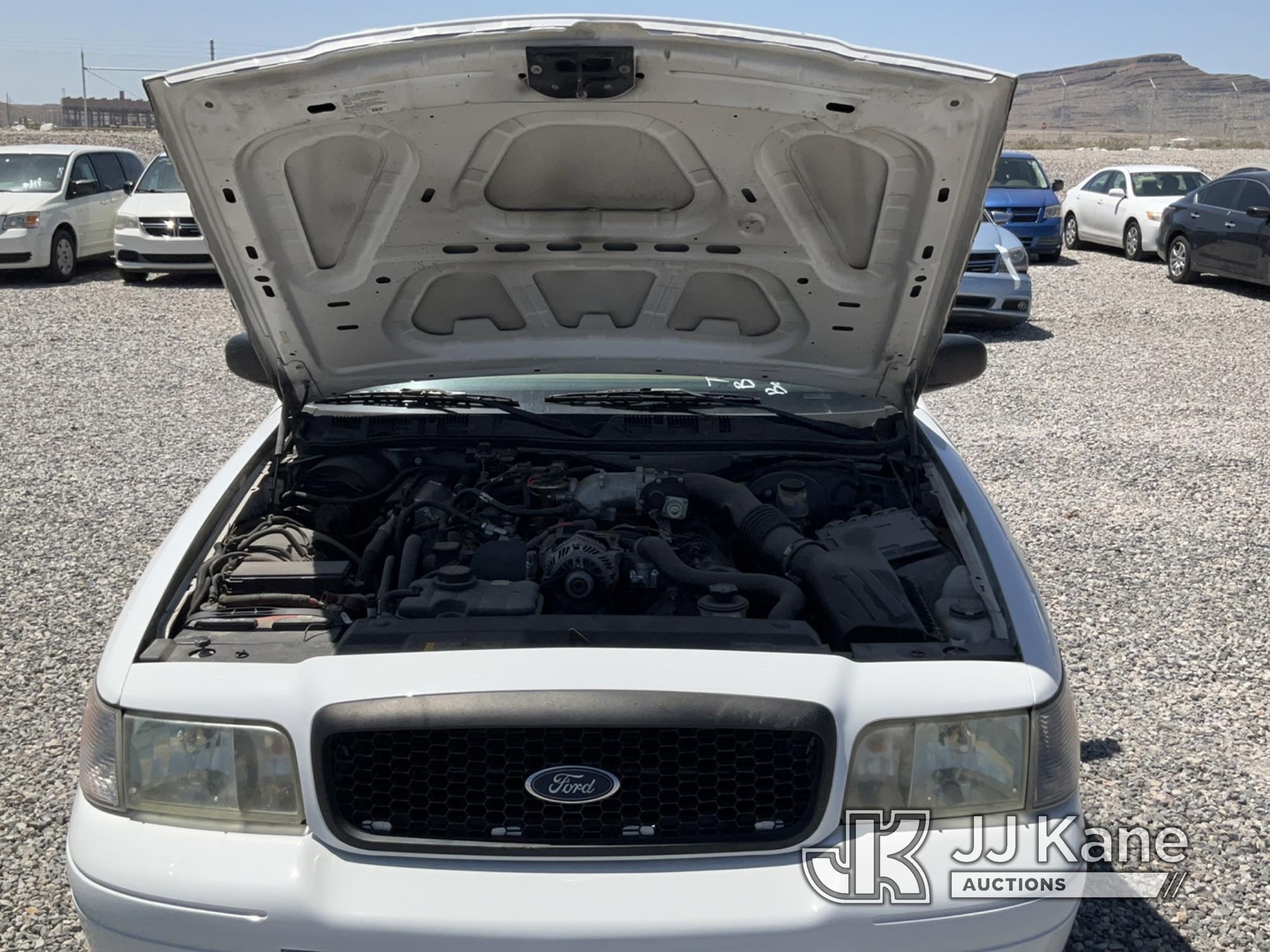 (Las Vegas, NV) 2011 Ford Crown Victoria Police Interceptor Towed In, Body & Interior Damage Bad Eng