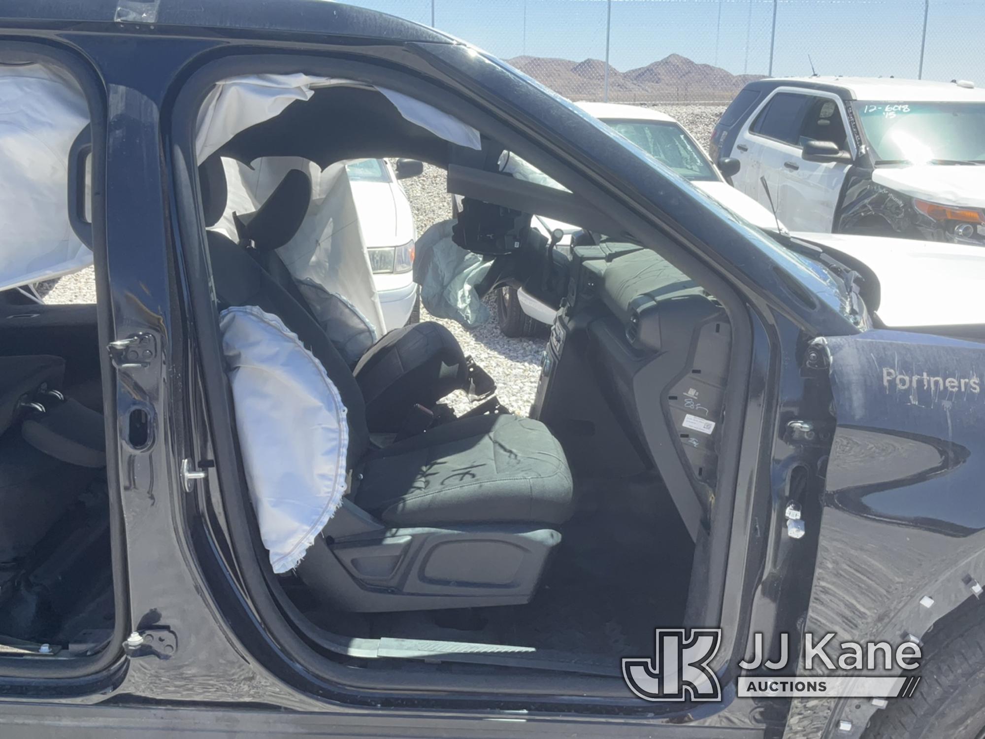 (Las Vegas, NV) 2021 Ford Explorer AWD Police Interceptor Dealers Only, Towed In, Wrecked, Airbags D